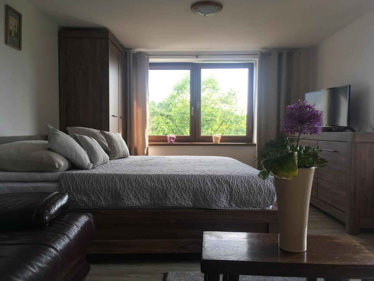Villa Czytelnia W Sadzie Krzykawka Esterno foto