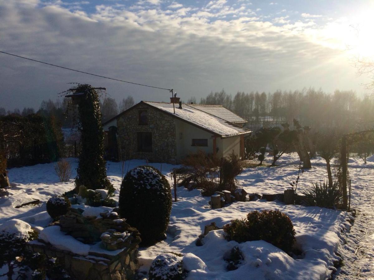 Villa Czytelnia W Sadzie Krzykawka Esterno foto